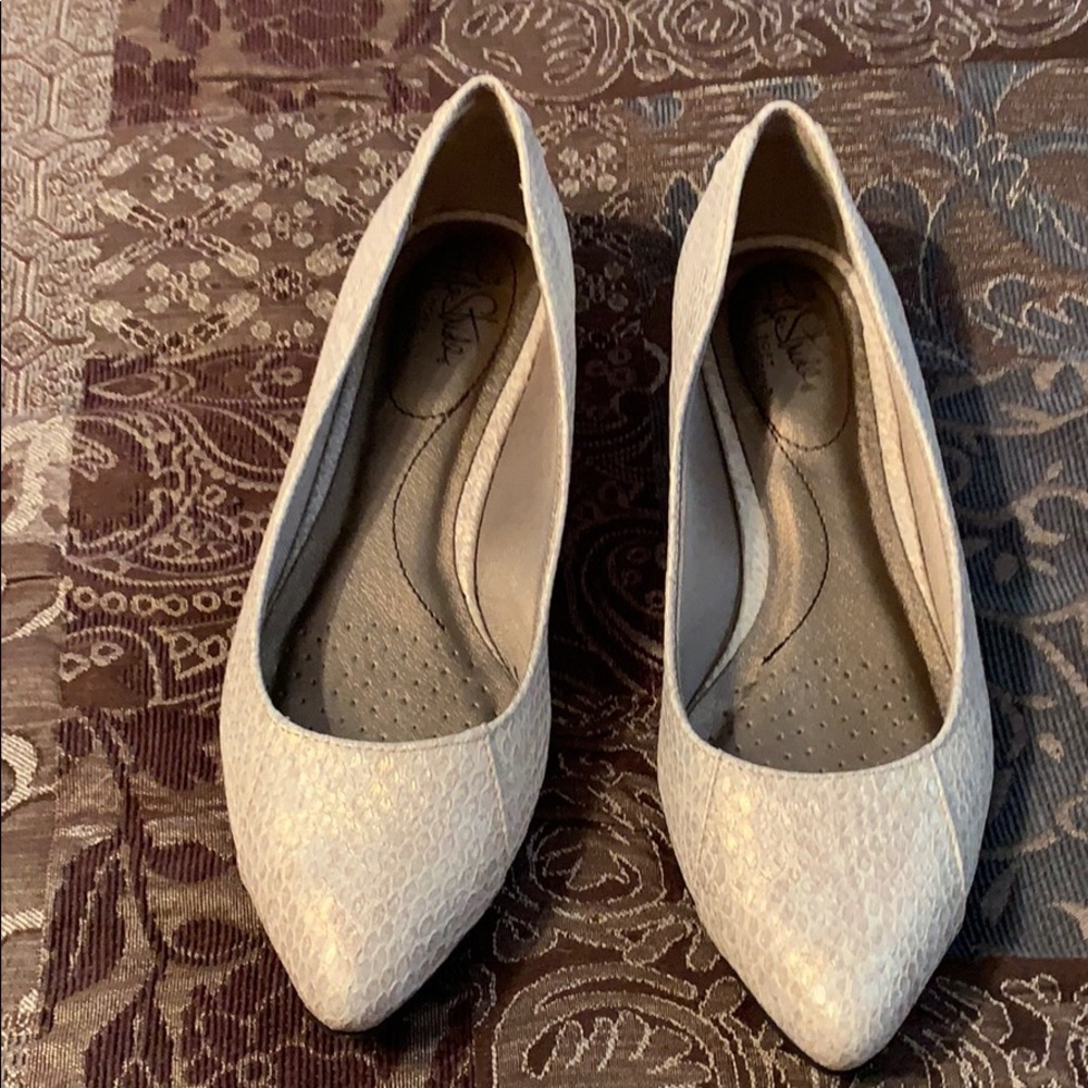 Cute flats